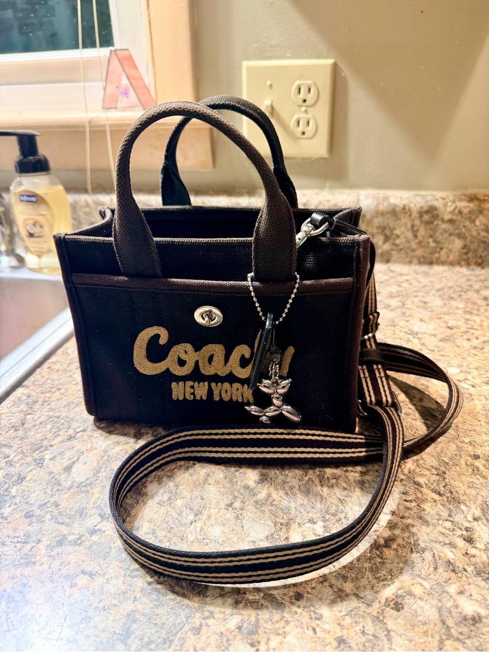Coach Cargo Tote Bag-20  with Silver Balloon  Charm 🖤